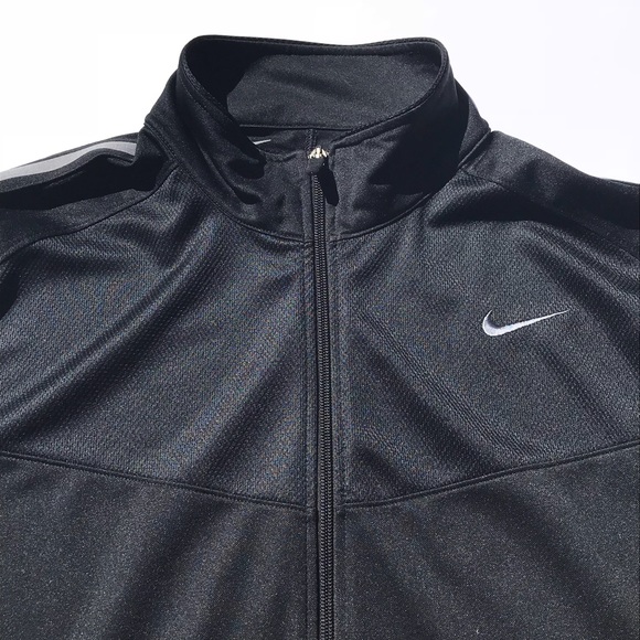 NIKE l Men’s Zip front knit jacket - Picture 4 of 6